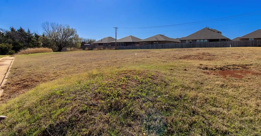Photo 10 — 8900 NW 130th Street, Oklahoma City, OK 73142