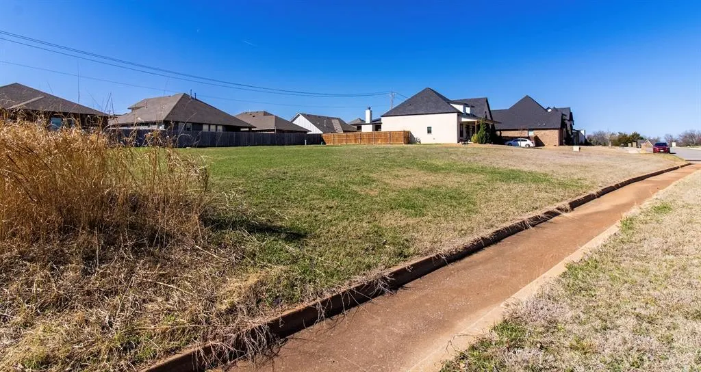 Photo 11 — 8900 NW 130th Street, Oklahoma City, OK 73142