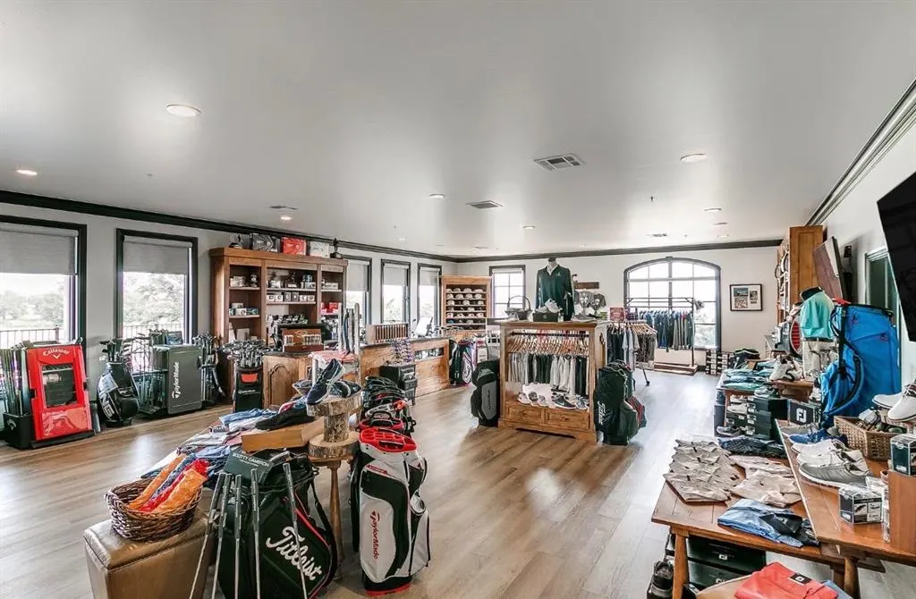 Photo 8 — 2305 Clubhouse Drive, Blanchard, OK 73010