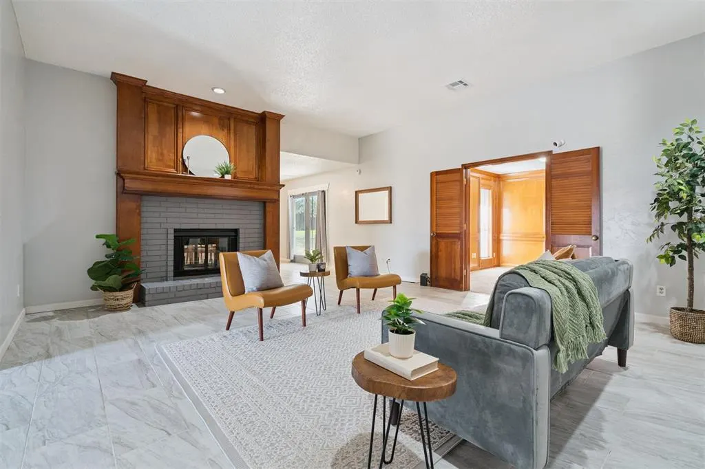 Photo 3 — 9125 NW 99th Place, Yukon, OK 73099