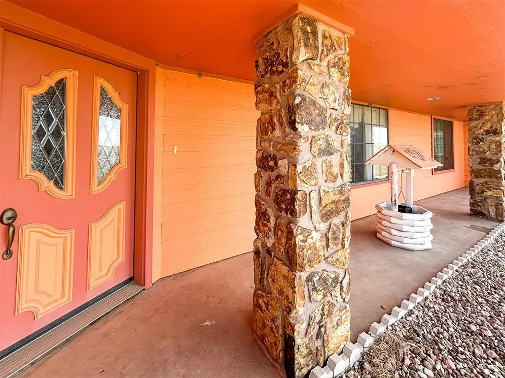 Photo 5 — 45111 County Street 2680, Cyril, OK 73029