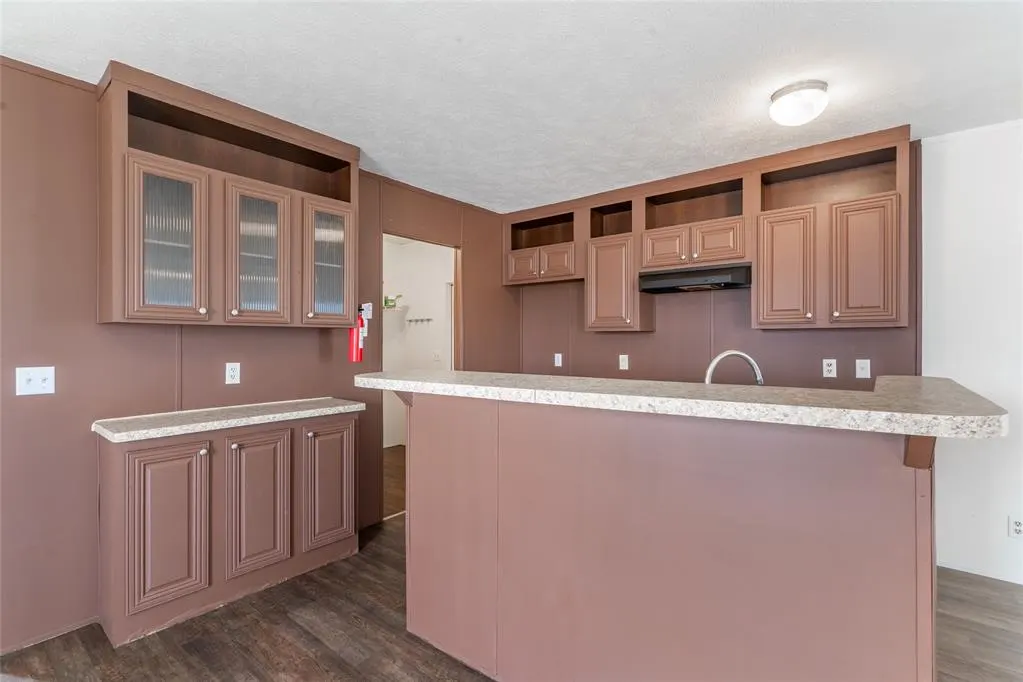 Photo 5 — 2439 Beverly Lane, Clinton, OK 73601