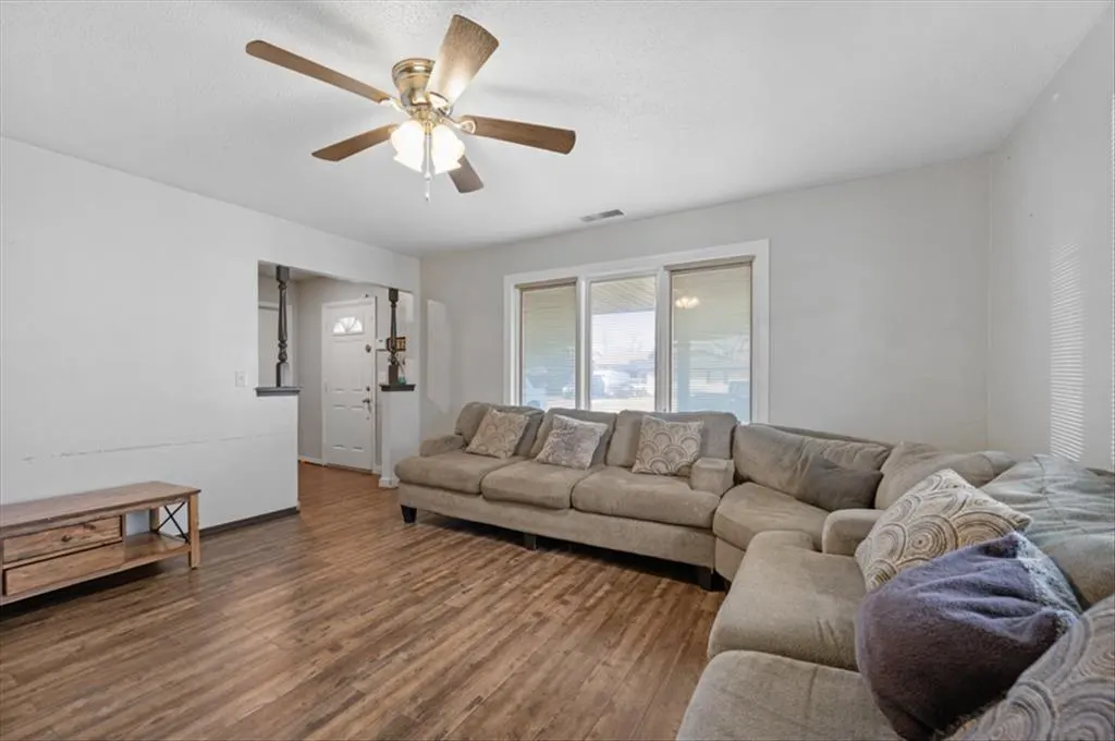 Photo 10 — 4812 Elmview Drive, Oklahoma City, OK 73115