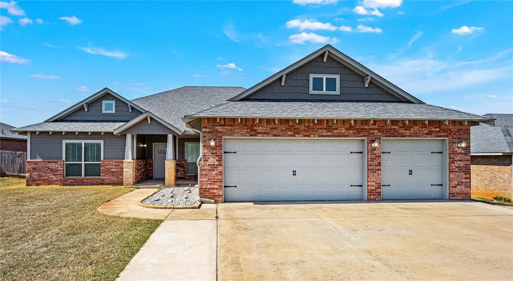 Photo 2 — 207 Lyla Glen Drive, Washington, OK 73093