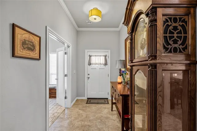 Photo 6 — 207 Lyla Glen Drive, Washington, OK 73093