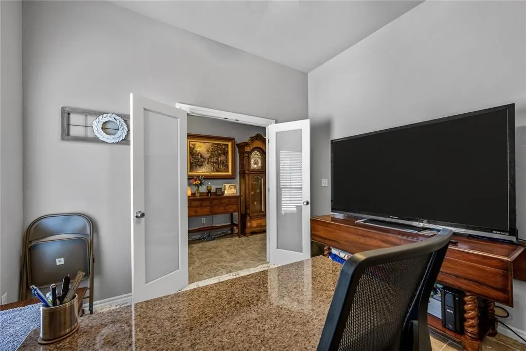 Photo 8 — 207 Lyla Glen Drive, Washington, OK 73093