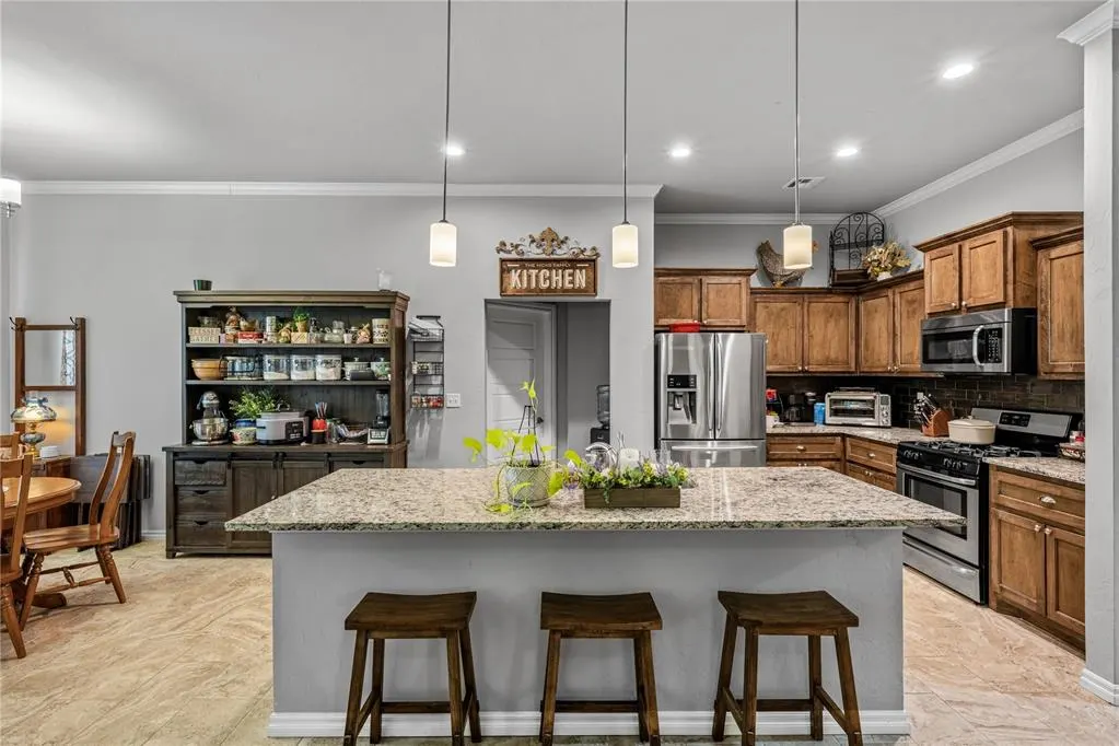 Photo 11 — 207 Lyla Glen Drive, Washington, OK 73093