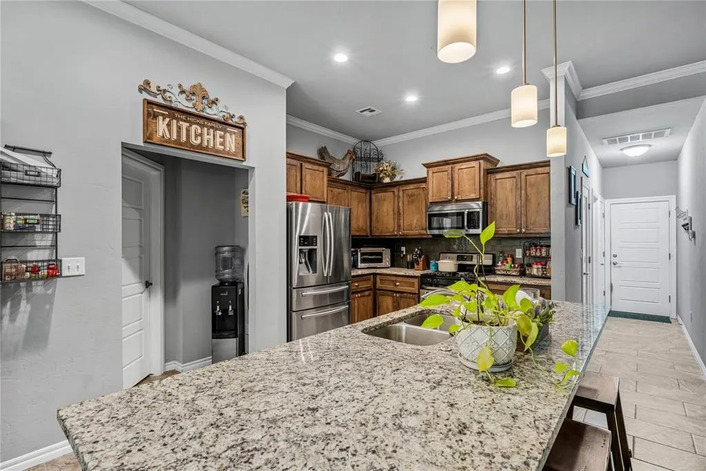 Photo 12 — 207 Lyla Glen Drive, Washington, OK 73093