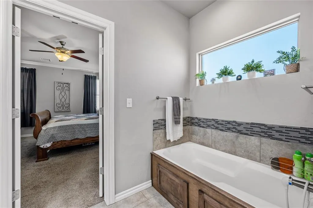 Photo 21 — 207 Lyla Glen Drive, Washington, OK 73093