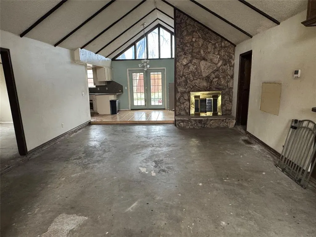 Photo 2 — 8905 N Davis Avenue, Oklahoma City, OK 73132