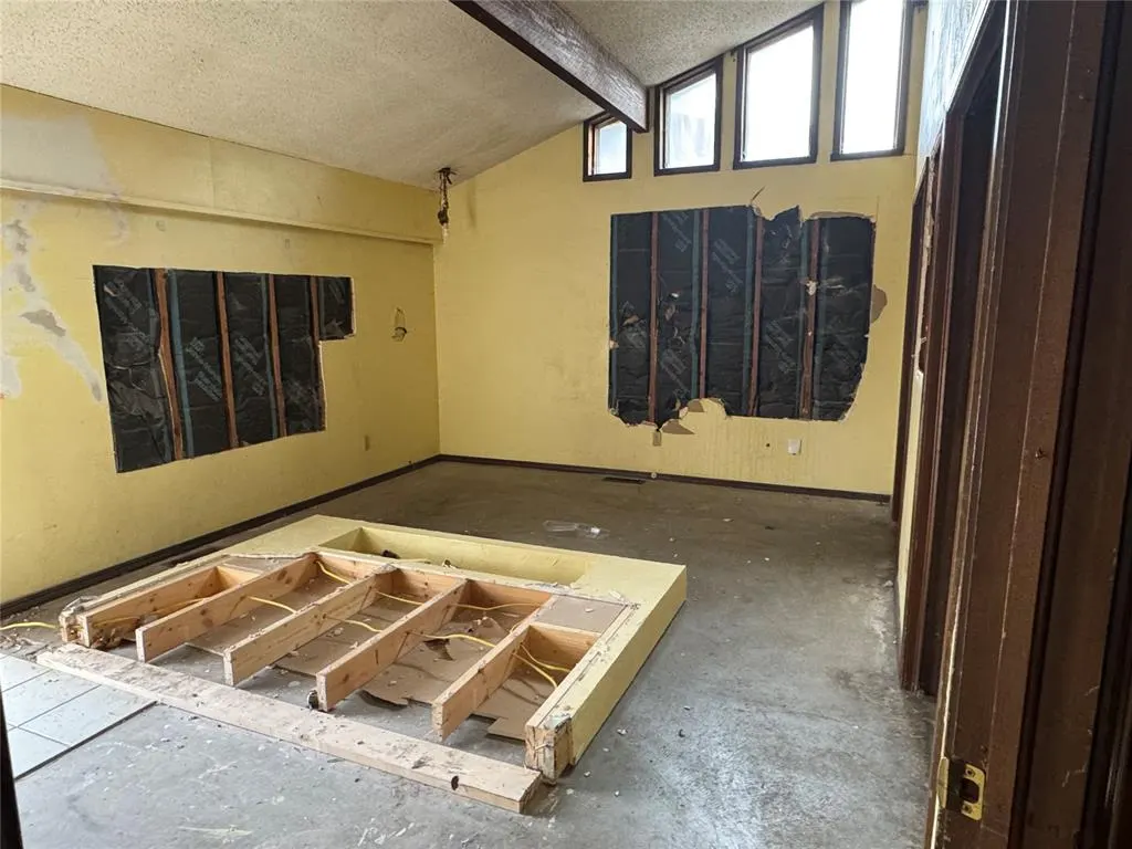 Photo 12 — 8905 N Davis Avenue, Oklahoma City, OK 73132
