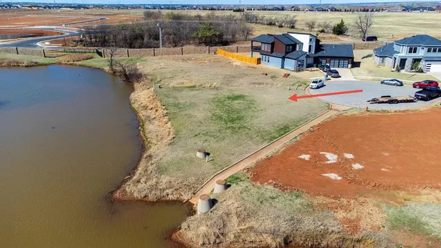 Photo 6 — 13400 Emerald Island Drive, Oklahoma City, OK 73142