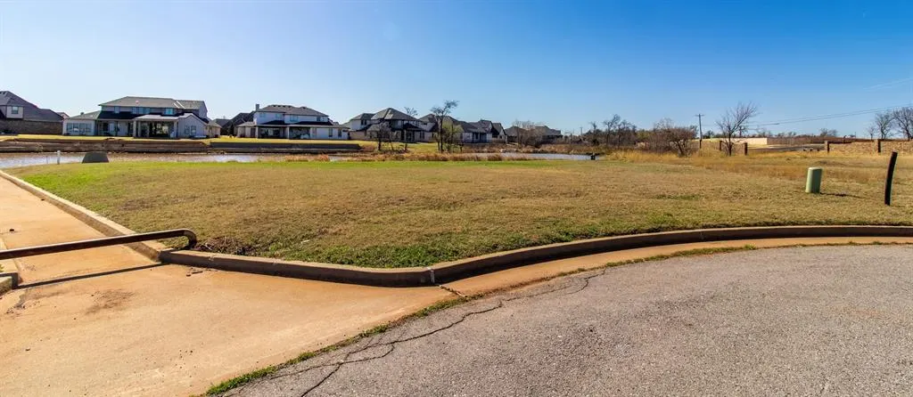 Photo 11 — 13400 Emerald Island Drive, Oklahoma City, OK 73142