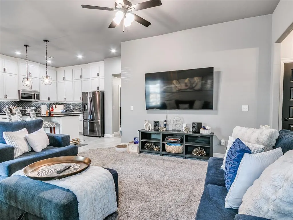 Photo 3 — 11029 SW 35th Terrace, Yukon, OK 73099