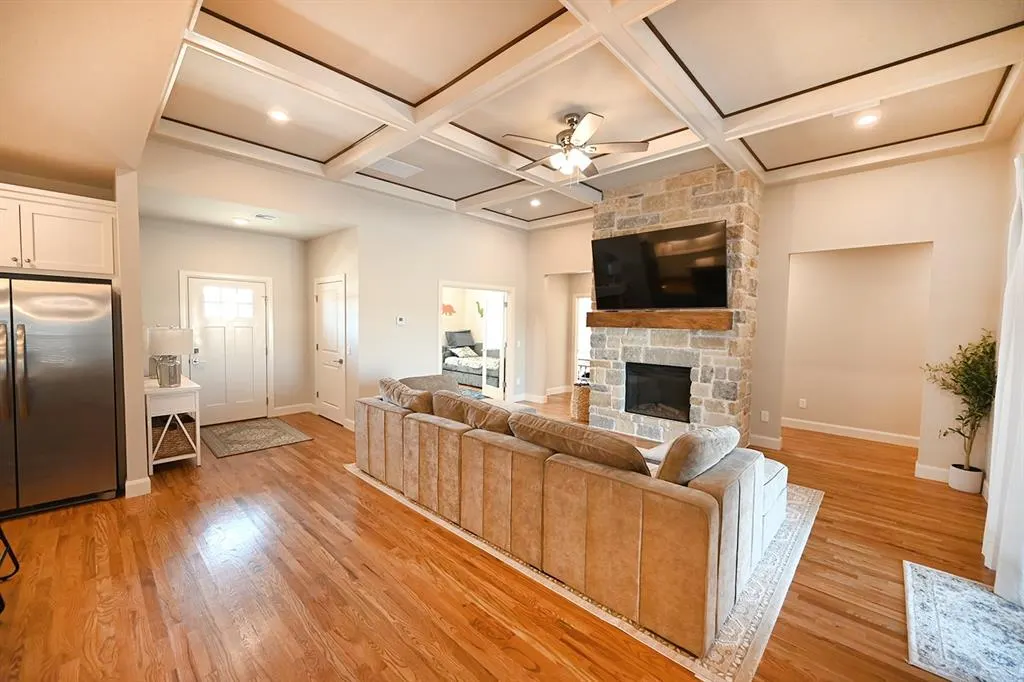 Photo 2 — 318 E Bandera Street, Stillwater, OK 74074