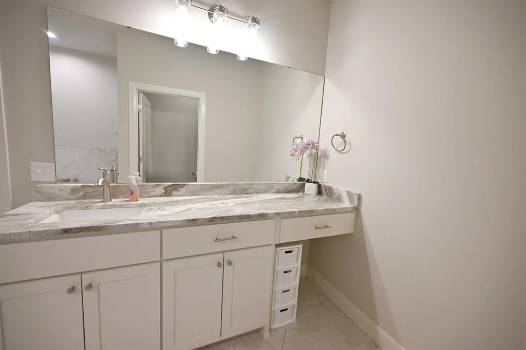 Photo 12 — 318 E Bandera Street, Stillwater, OK 74074