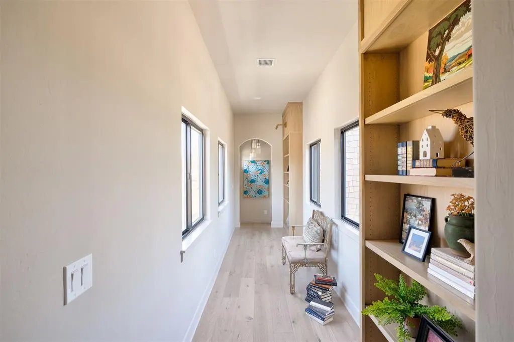 Photo 37 — 325 SW 14th Street, Oklahoma City, OK 73109