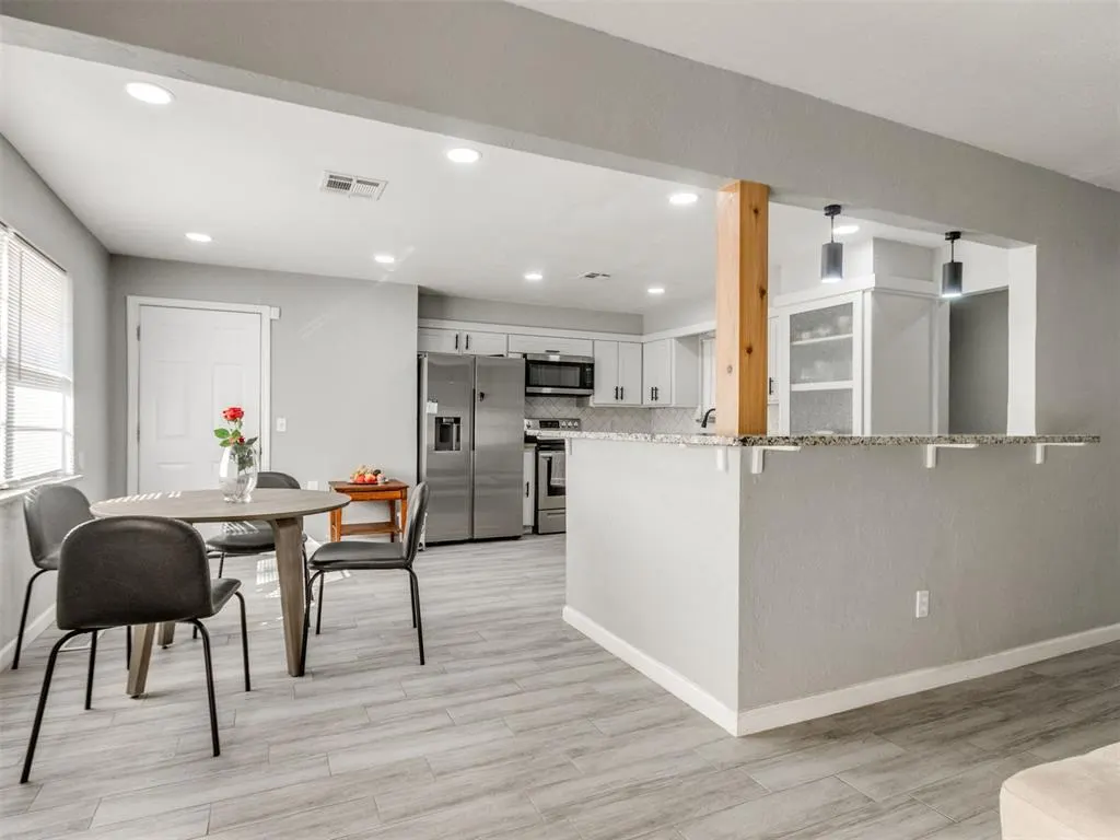 Photo 8 — 10405 N McKinley Avenue, Oklahoma City, OK 73114