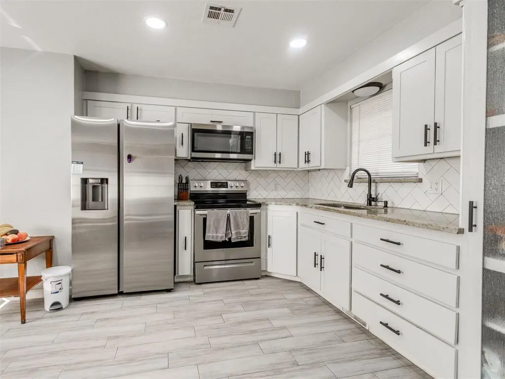 Photo 16 — 10405 N McKinley Avenue, Oklahoma City, OK 73114