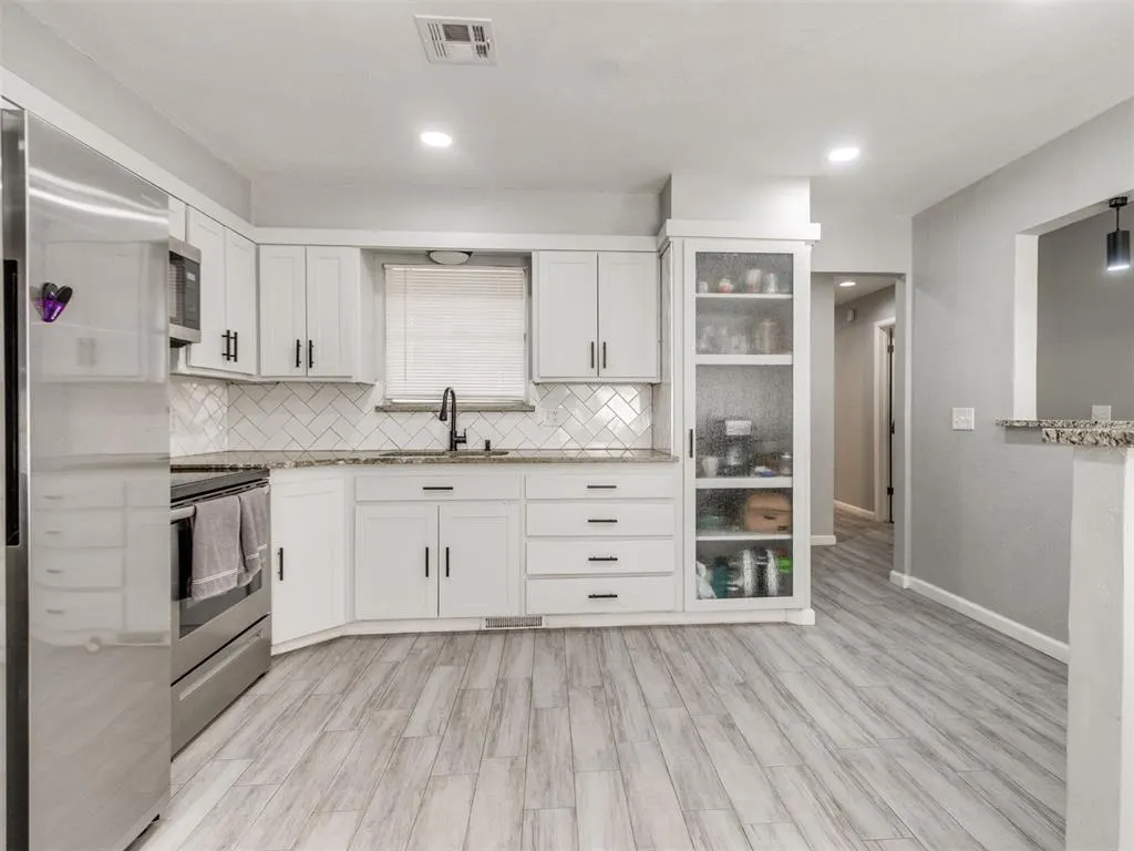 Photo 18 — 10405 N McKinley Avenue, Oklahoma City, OK 73114