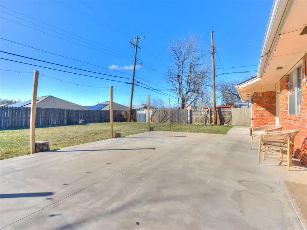 Photo 34 — 10405 N McKinley Avenue, Oklahoma City, OK 73114