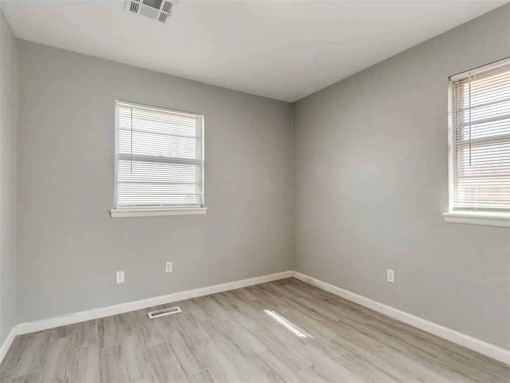 Photo 27 — 10405 N McKinley Avenue, Oklahoma City, OK 73114