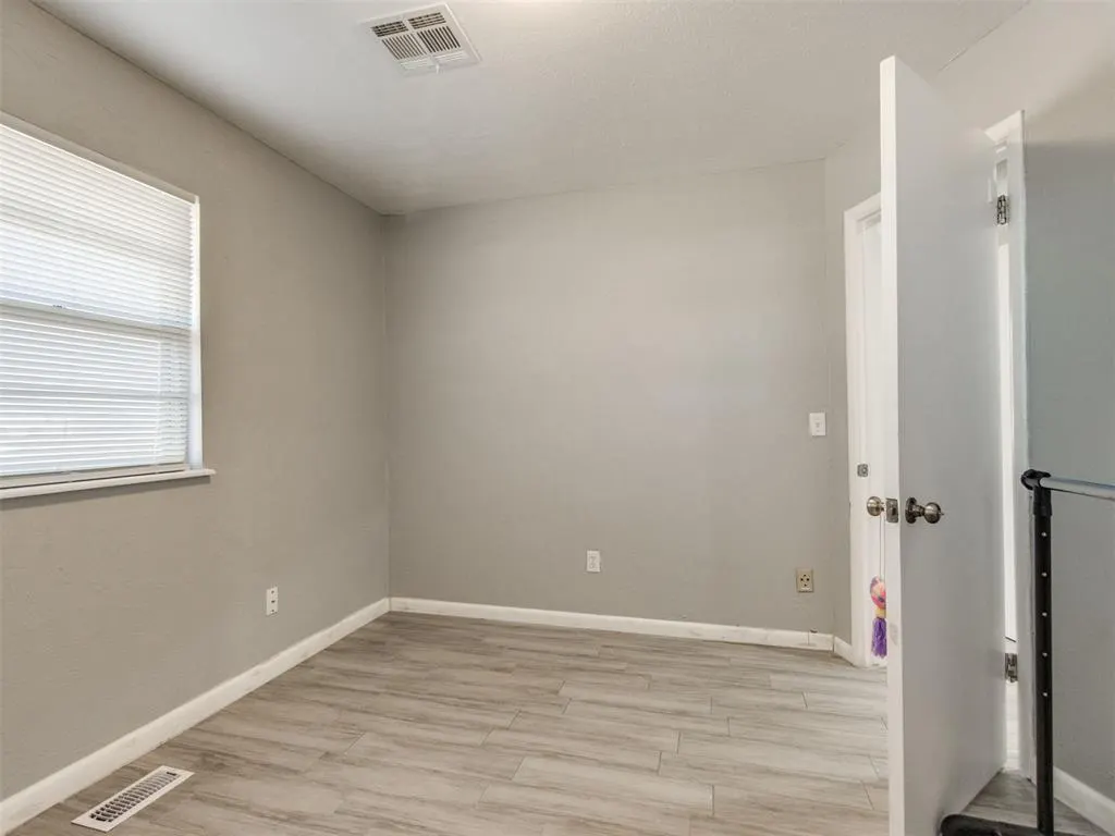 Photo 31 — 10405 N McKinley Avenue, Oklahoma City, OK 73114