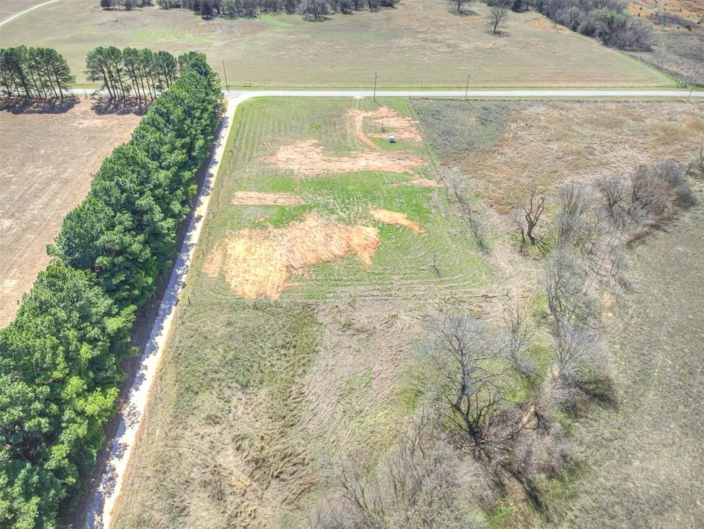 Photo 5 — 7771 York Road, Lexington, OK 73051
