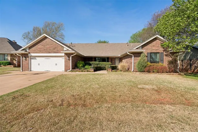 Photo 8 — 13001 Burlingame Avenue, Oklahoma City, OK 73120