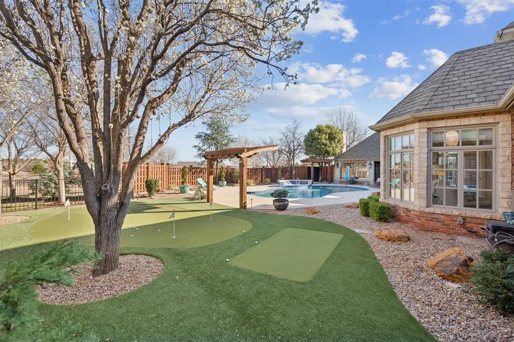 Photo 29 — 15009 Laurin Lane, Oklahoma City, OK 73142