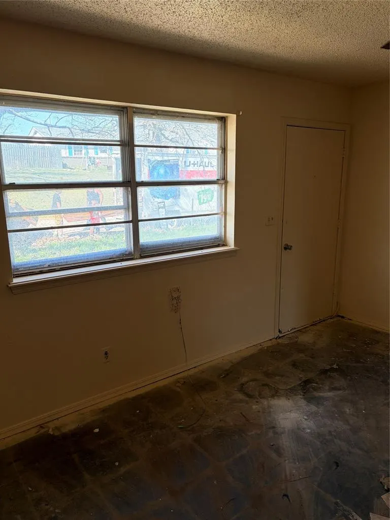 Photo 7 — 727 N Park Avenue, Stroud, OK 74079
