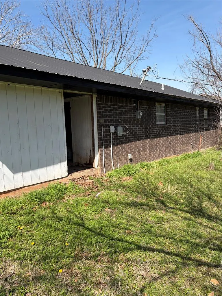 Photo 13 — 727 N Park Avenue, Stroud, OK 74079
