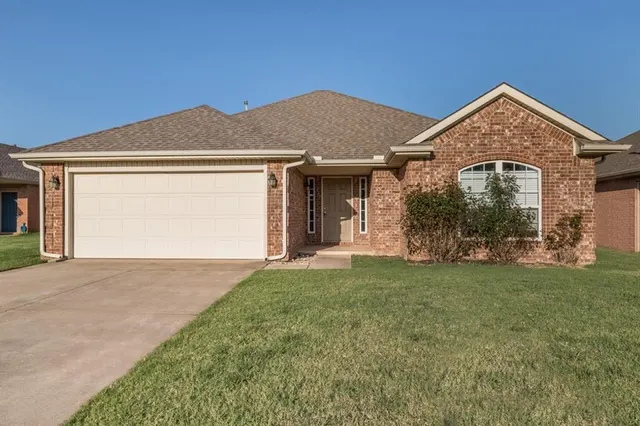 Front exterior — 11444 NW 130th Street, Piedmont, OK 73078