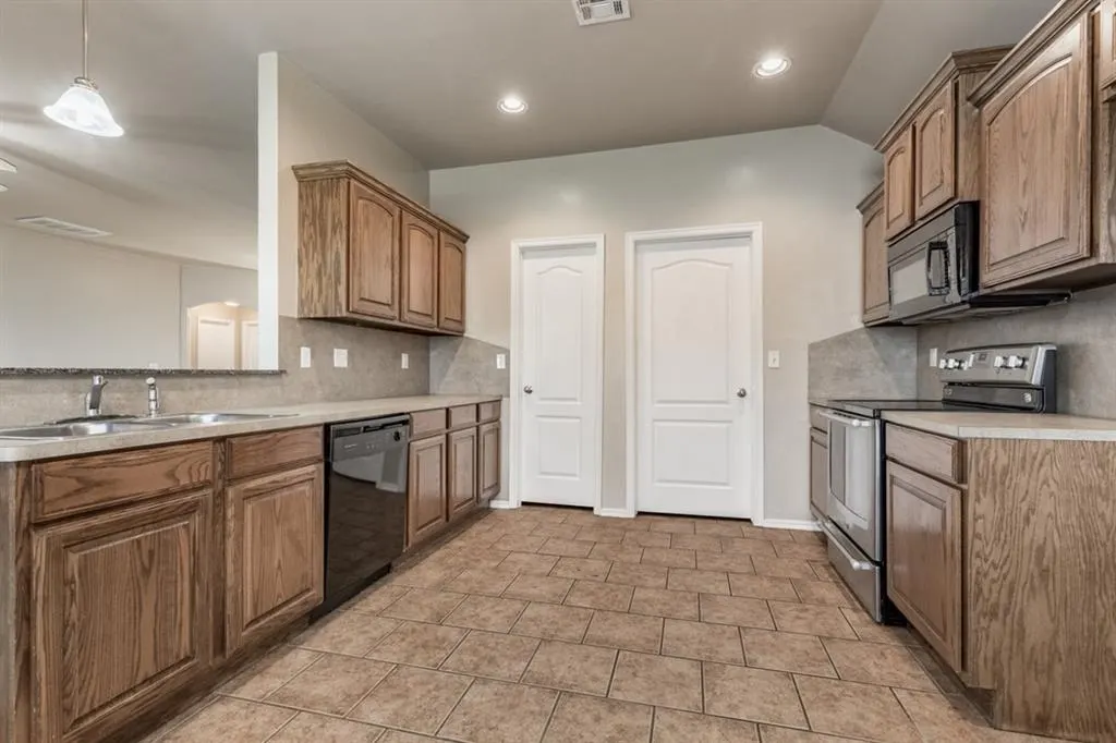 Photo 6 — 11444 NW 130th Street, Piedmont, OK 73078