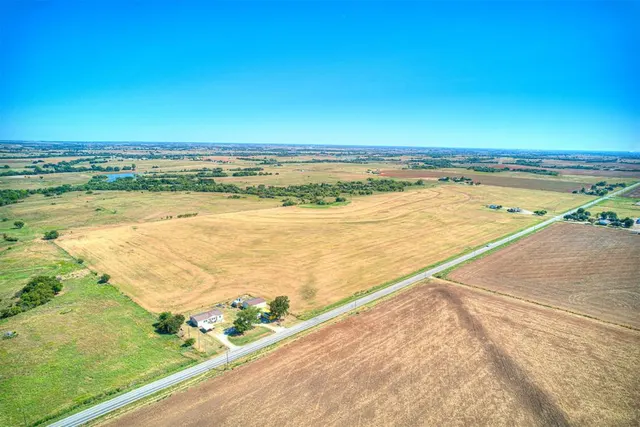 Photo 2 — Hwy 92, Amber, OK 73004