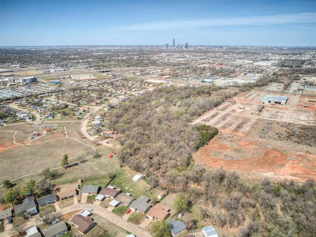 Photo 10 — 4901 S Eastern Avenue, Oklahoma City, OK 73129