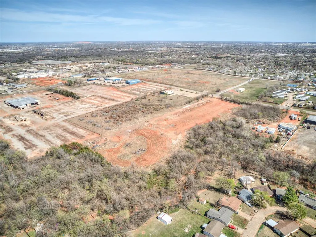 Photo 11 — 4901 S Eastern Avenue, Oklahoma City, OK 73129