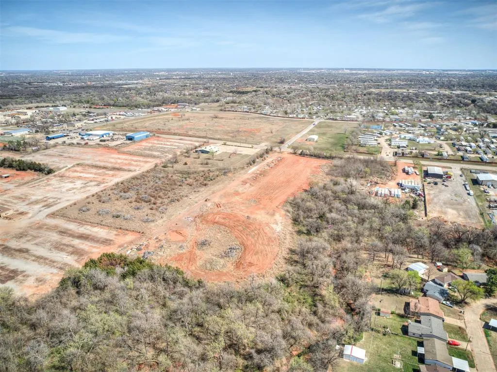 Photo 12 — 4901 S Eastern Avenue, Oklahoma City, OK 73129