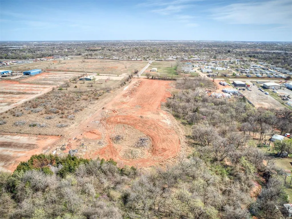 Photo 13 — 4901 S Eastern Avenue, Oklahoma City, OK 73129