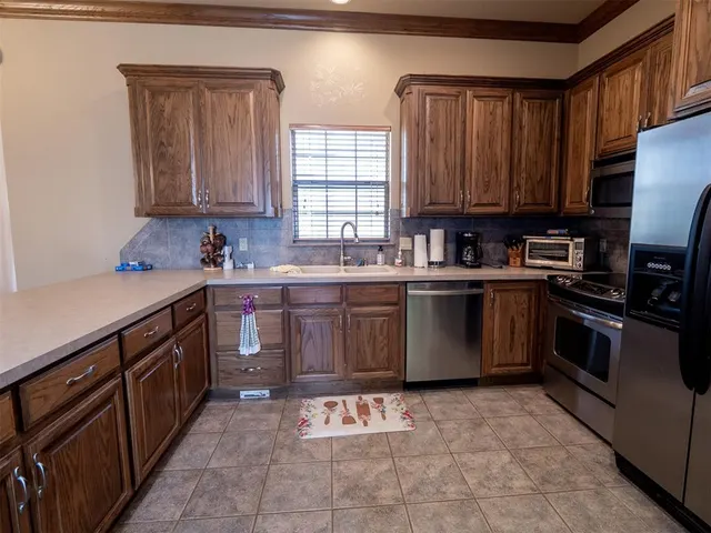 Photo 7 — 1717 Bridlewood Court, Shawnee, OK 74804