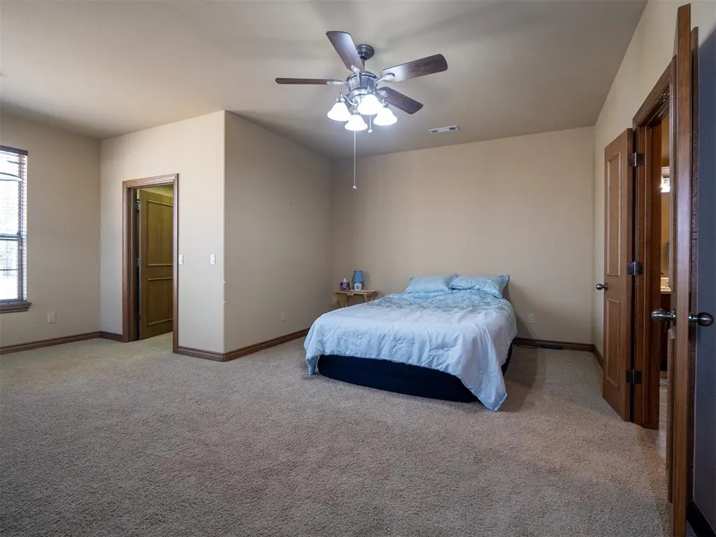 Photo 11 — 1717 Bridlewood Court, Shawnee, OK 74804