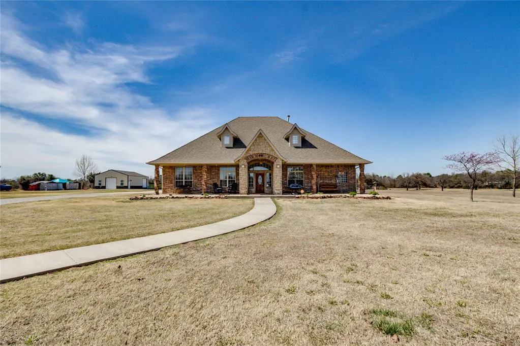 Front exterior — 2375 Bingham Drive, Choctaw, OK 73020