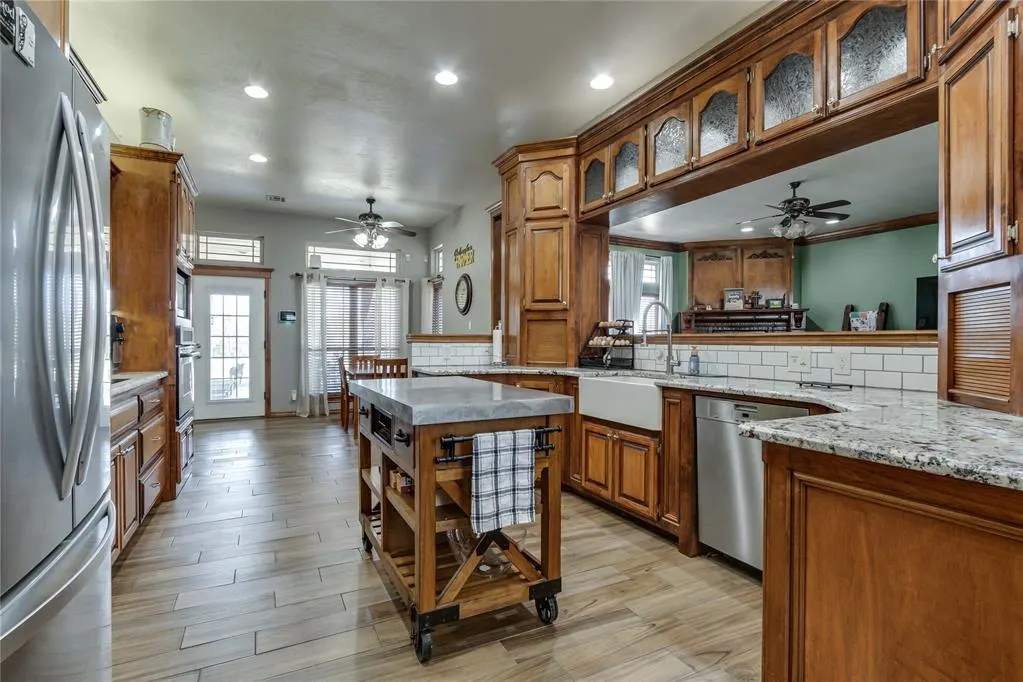 Photo 13 — 2375 Bingham Drive, Choctaw, OK 73020