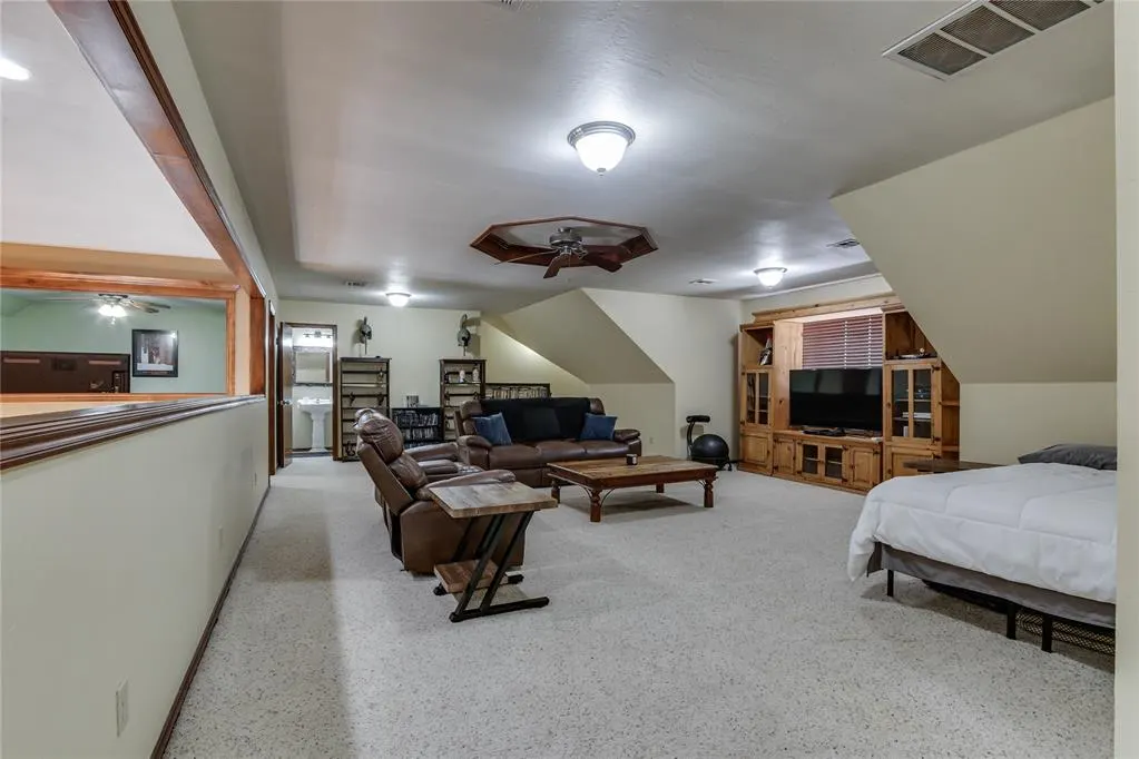 Photo 33 — 2375 Bingham Drive, Choctaw, OK 73020