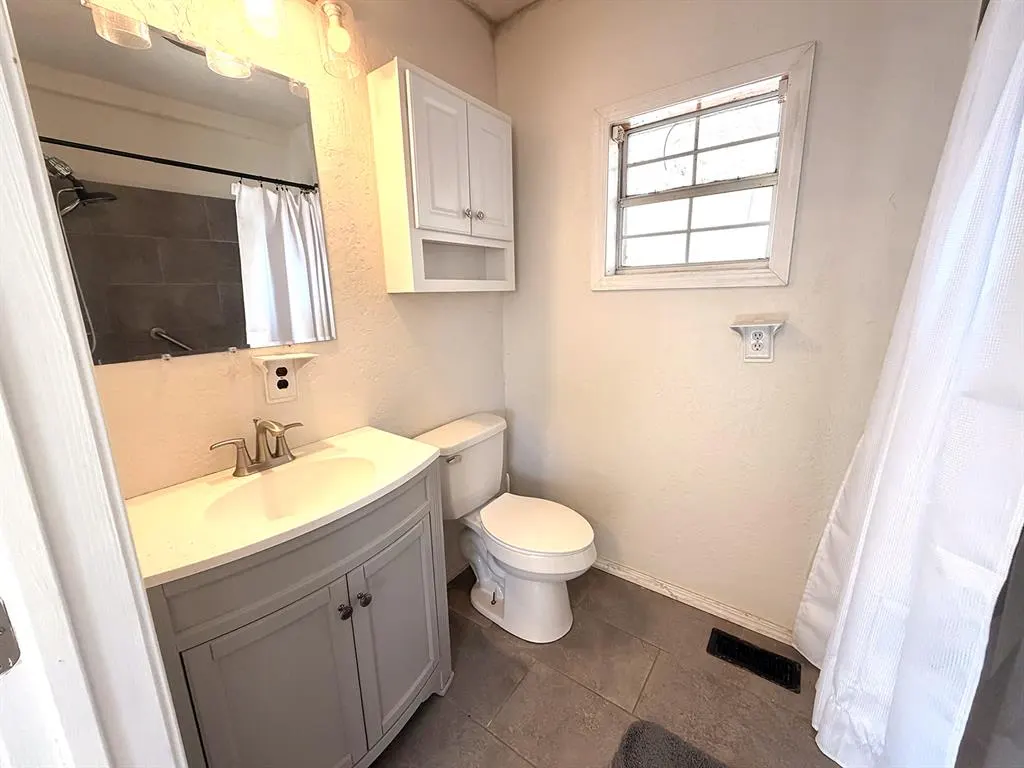 Photo 33 — 600 E Frederick Street, Tipton, OK 73570