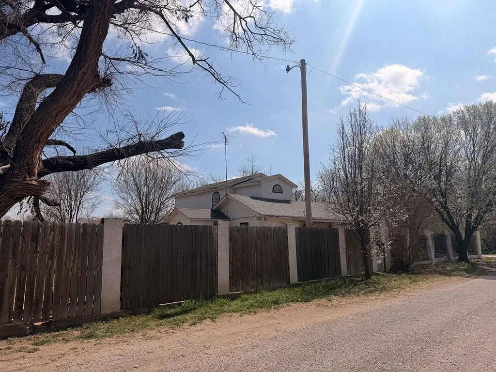 Photo 50 — 600 E Frederick Street, Tipton, OK 73570