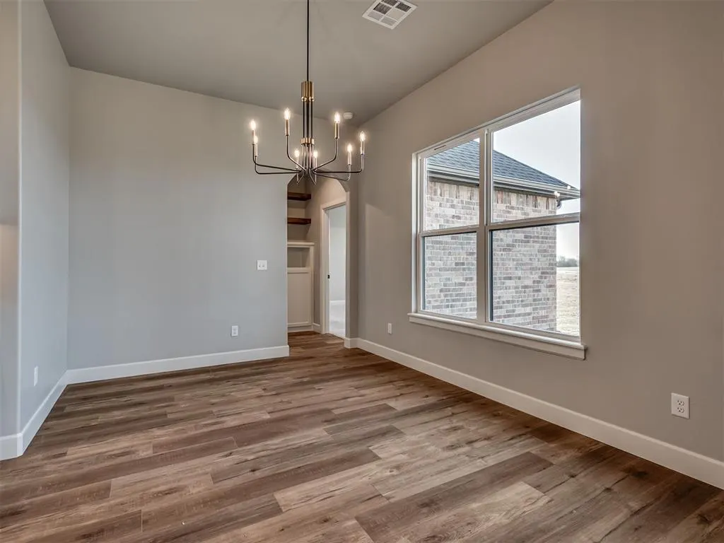 Photo 18 — 2218 W Cole Drive, Mustang, OK 73064