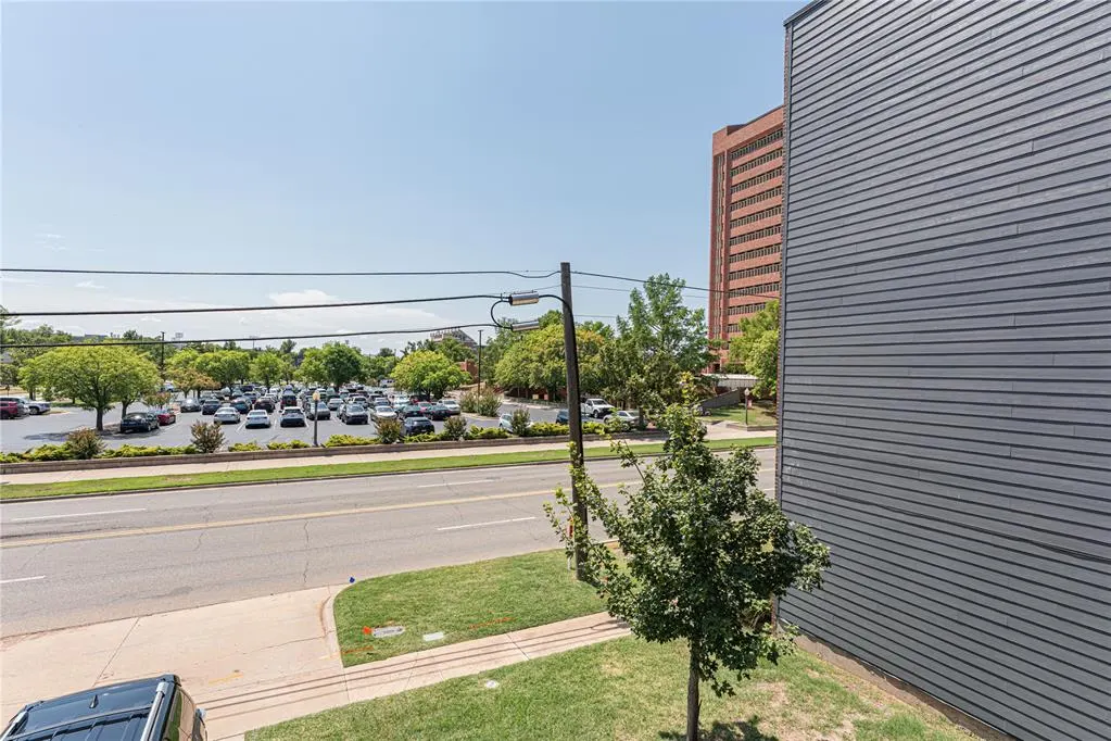 Photo 7 — 215 E Boyd Street, Norman, OK 73069
