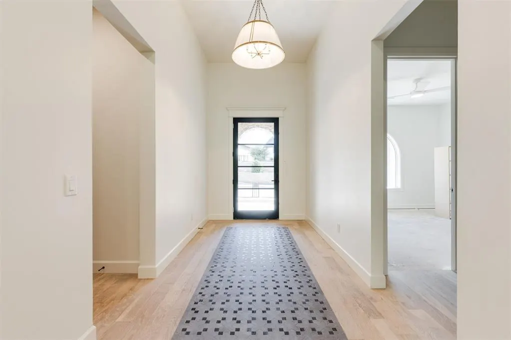 Photo 3 — 13413 Creek Pointe Lane, Oklahoma City, OK 73131