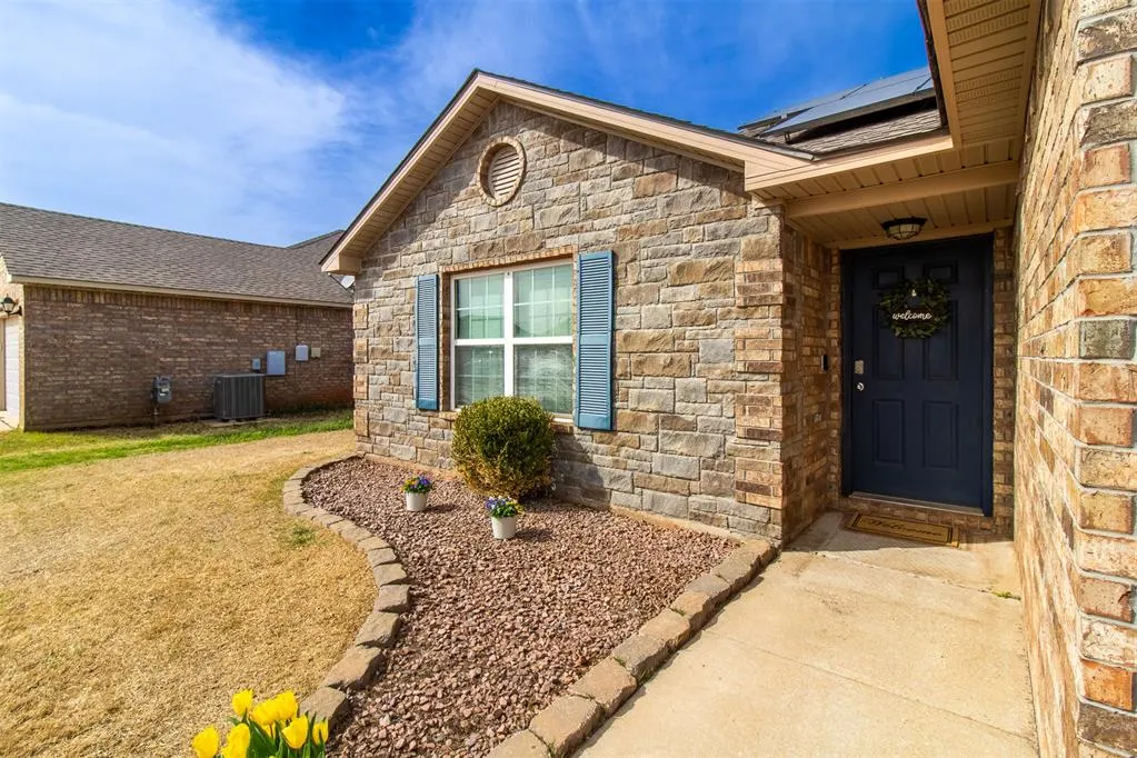 Photo 6 — 3517 SE 95th Street, Moore, OK 73160